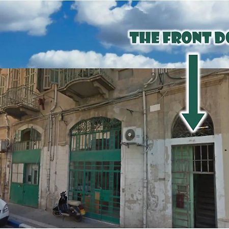 דירות תל אביב סטודיו מהמם ליד הים עם חנייה מראה חיצוני תמונה